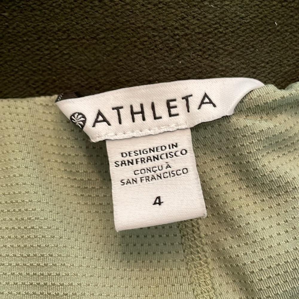 Athleta Vienna cargo skort. Size 4. Excellent condition - Picture 12 of 14